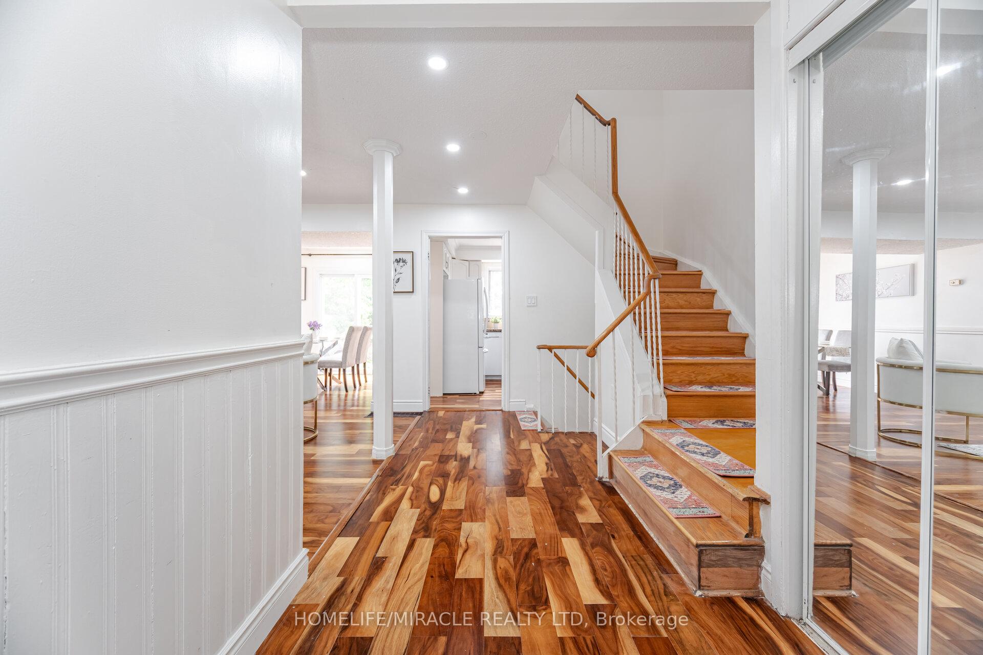 Photo 9 of 1659 Dreyber Court, Pickering, Village East — HOMEH