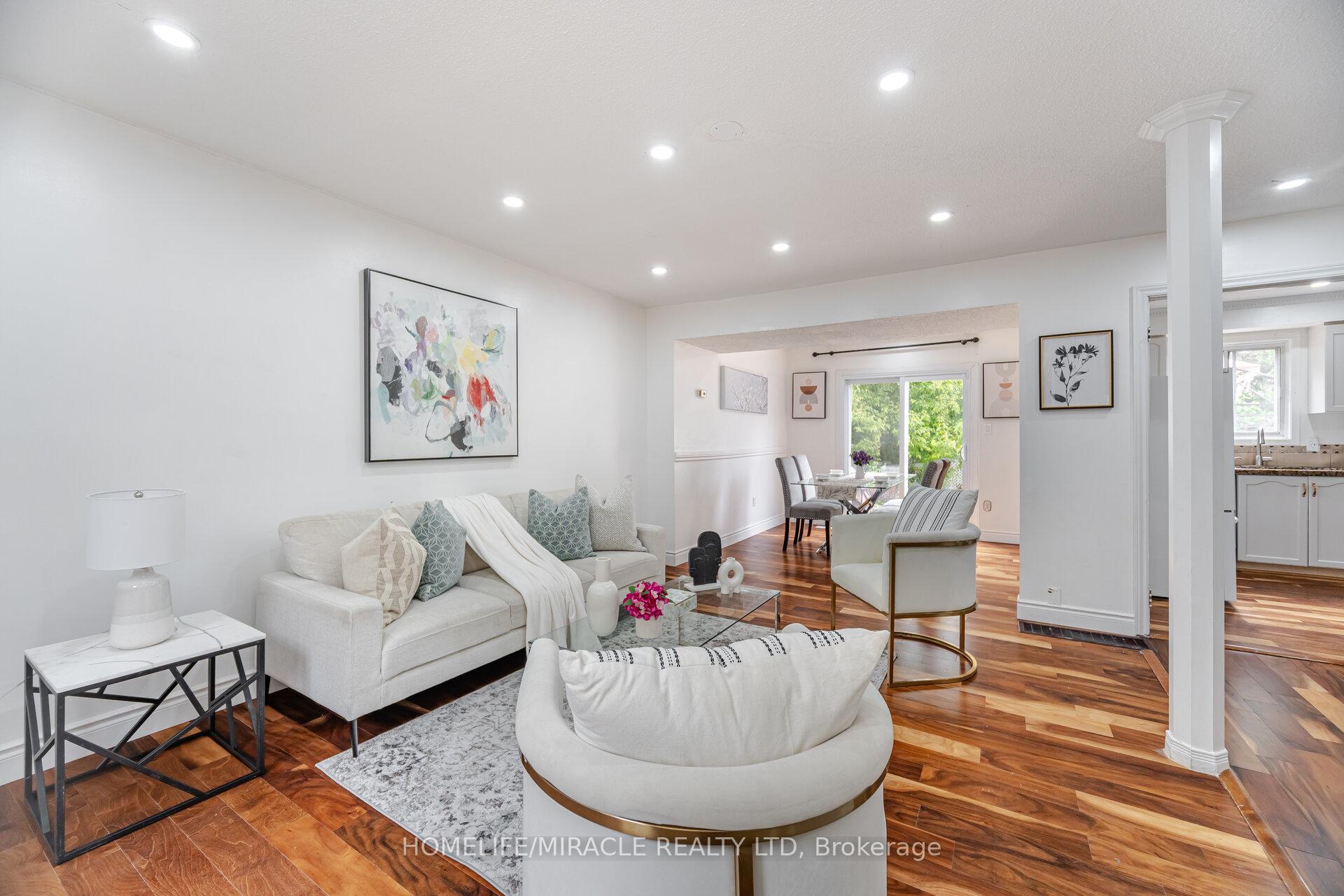 Photo 14 of 1659 Dreyber Court, Pickering, Village East — HOMEH