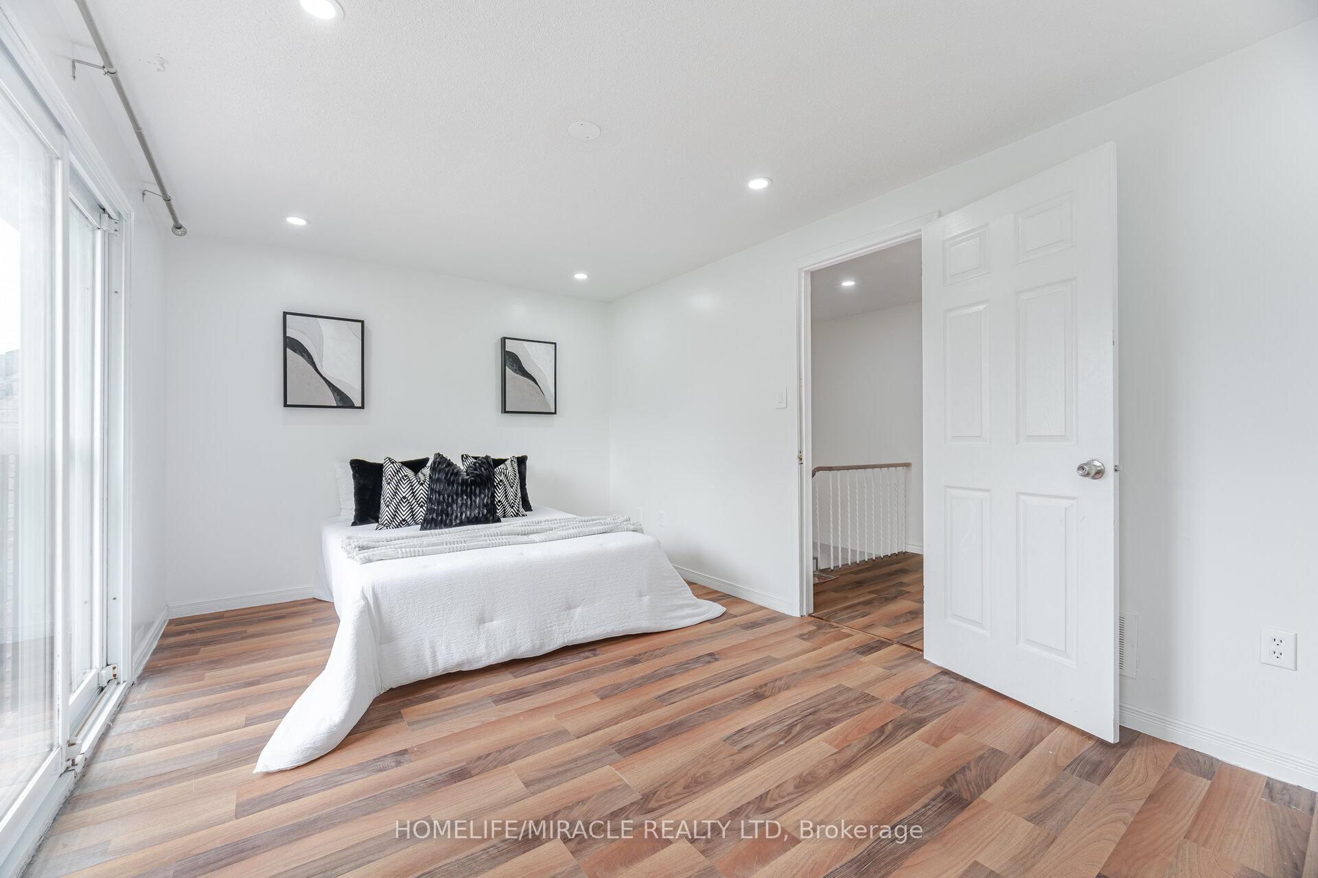 Photo 27 of 1659 Dreyber Court, Pickering, Village East — HOMEH