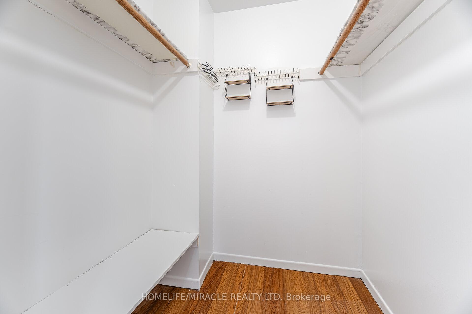 Photo 33 of 1659 Dreyber Court, Pickering, Village East — HOMEH