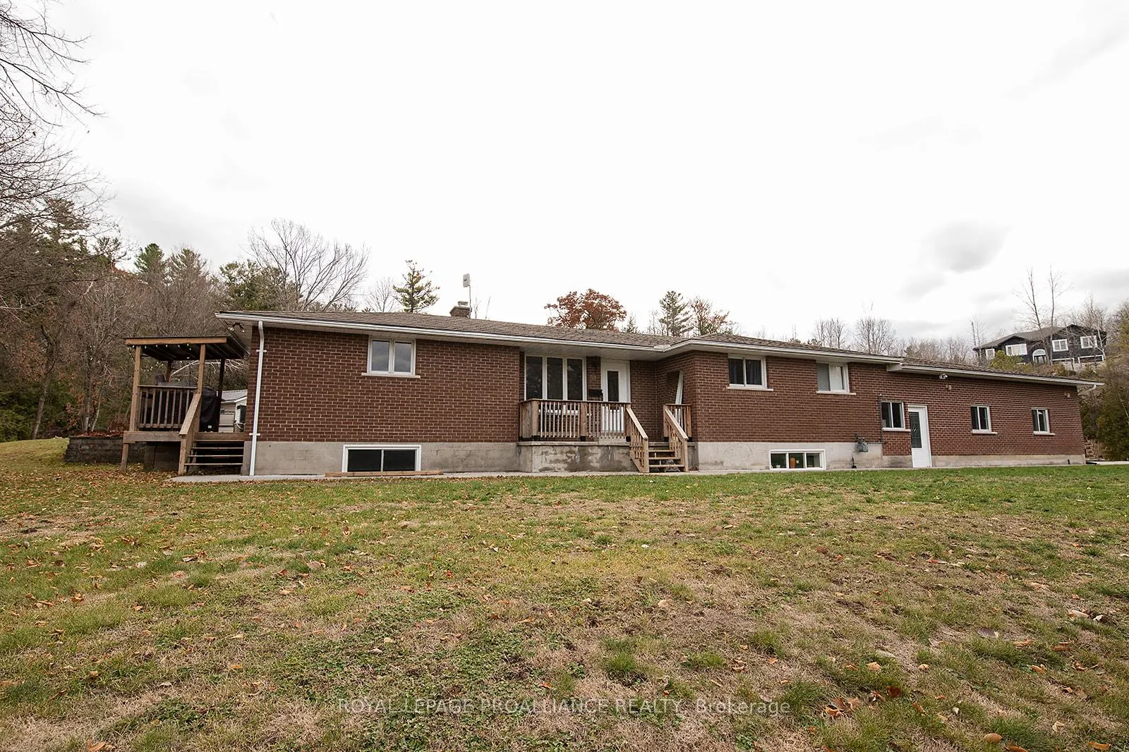 Photo 4 of 31 Nobes Road, Quinte West, Sidney Ward — HOMEH