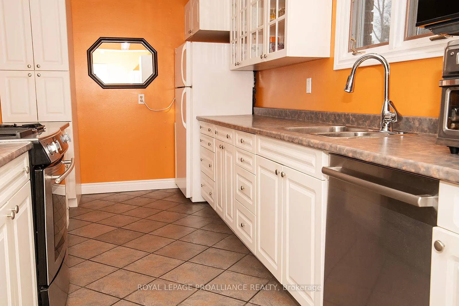 Photo 9 of 31 Nobes Road, Quinte West, Sidney Ward — HOMEH