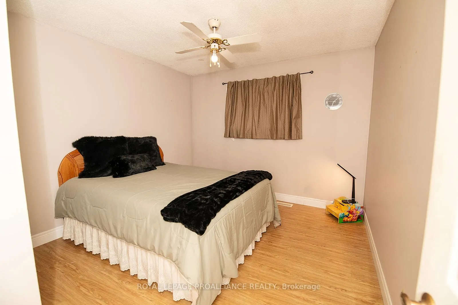 Photo 15 of 31 Nobes Road, Quinte West, Sidney Ward — HOMEH