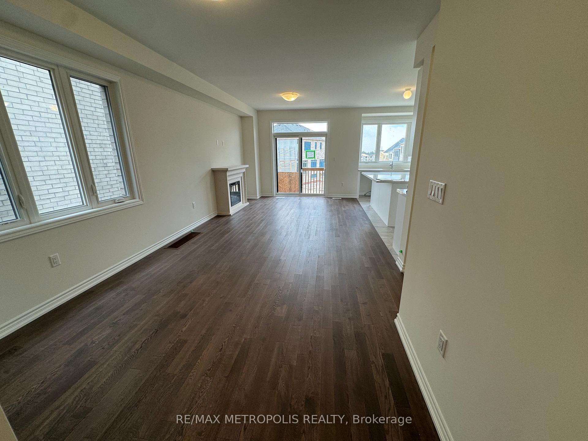 Photo 2 of 1089 Pisces Trail, Pickering, Rural Pickering — HOMEH