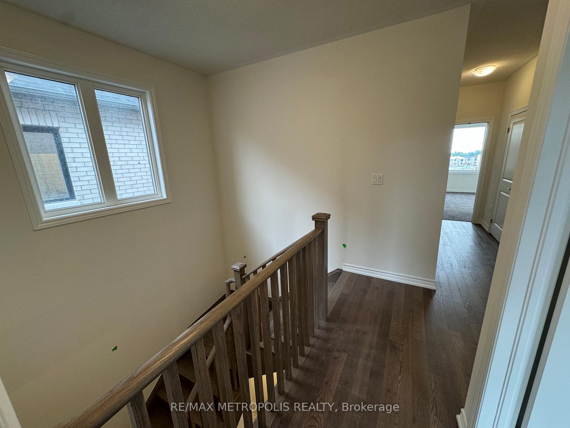 Photo 7 of 1089 Pisces Trail, Pickering, Rural Pickering — HOMEH