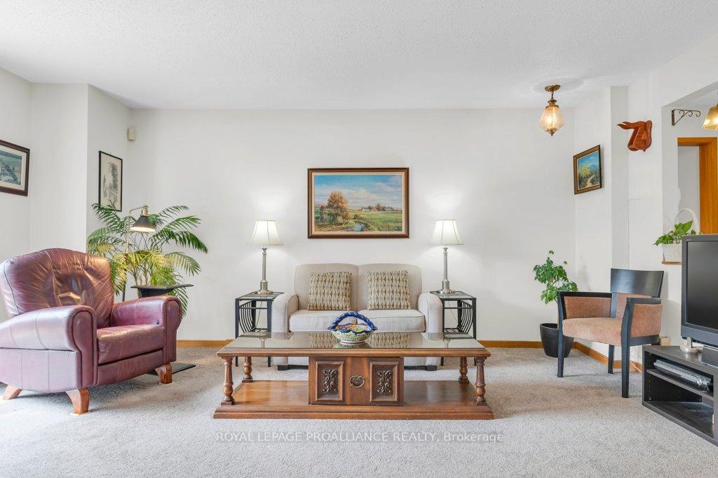 Photo 5 of 255 Huffman Road, Quinte West, Murray Ward — HOMEH