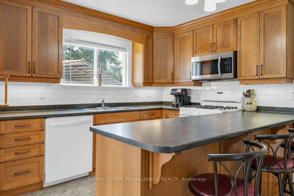 Photo 9 of 255 Huffman Road, Quinte West, Murray Ward — HOMEH