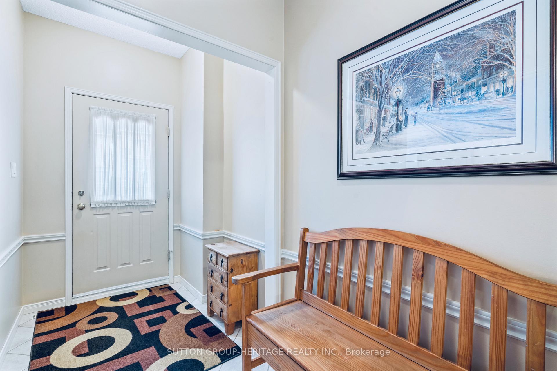 Photo 3 of 943 Gablehurst Crescent, Pickering, Liverpool — HOMEH