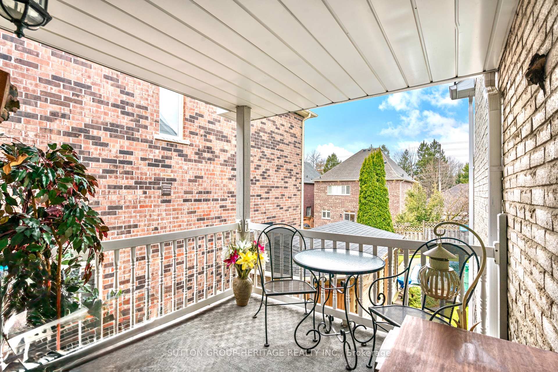 Photo 9 of 943 Gablehurst Crescent, Pickering, Liverpool — HOMEH