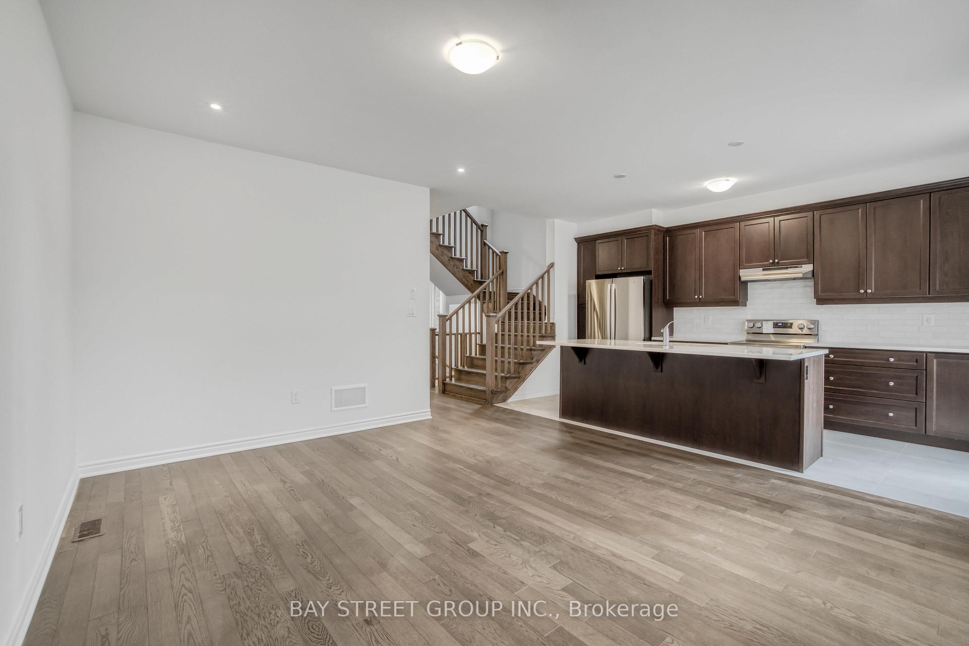 Photo 8 of 1236 Stirling Todd Terrace, Milton, Bowes — HOMEH
