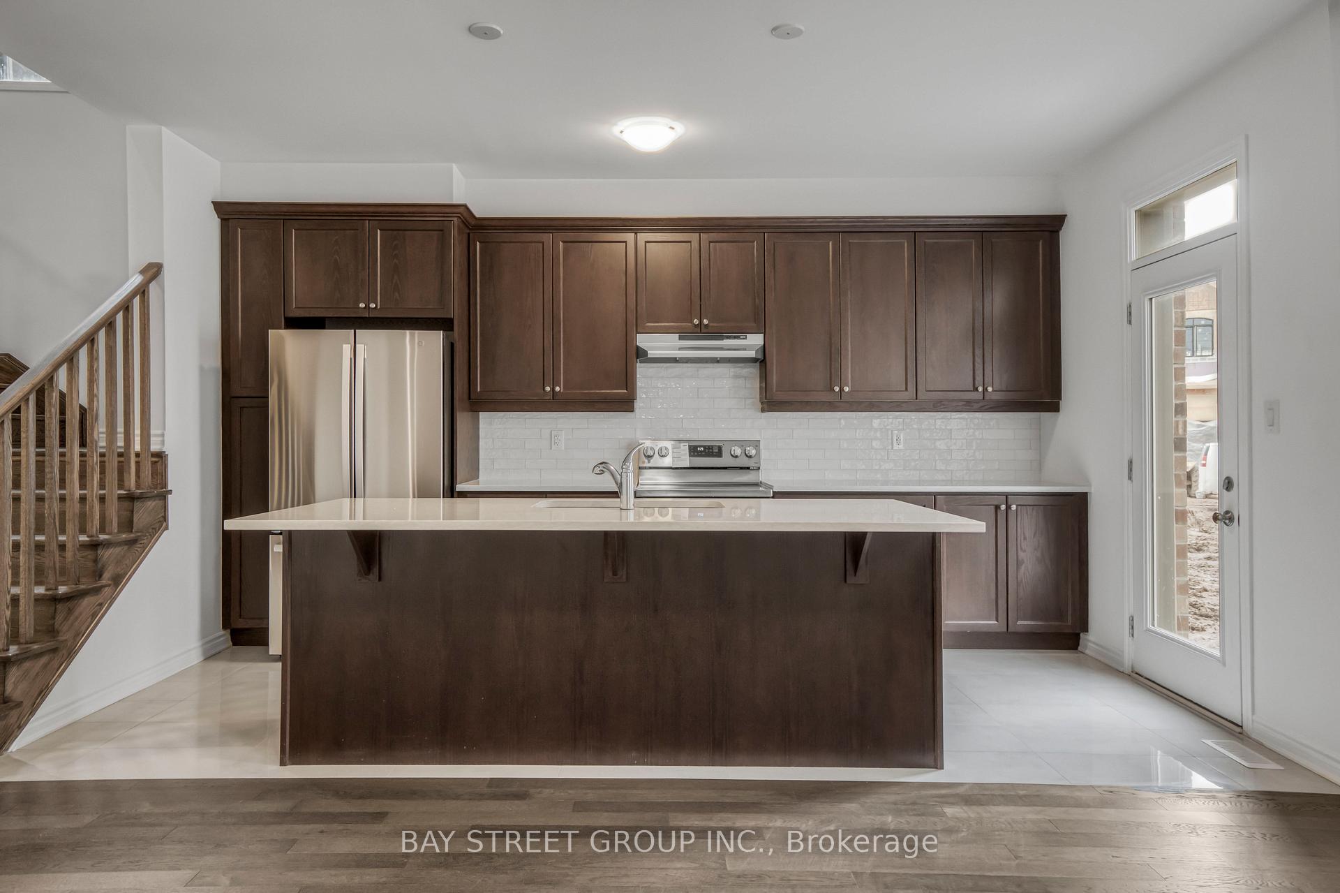 Photo 10 of 1236 Stirling Todd Terrace, Milton, Bowes — HOMEH