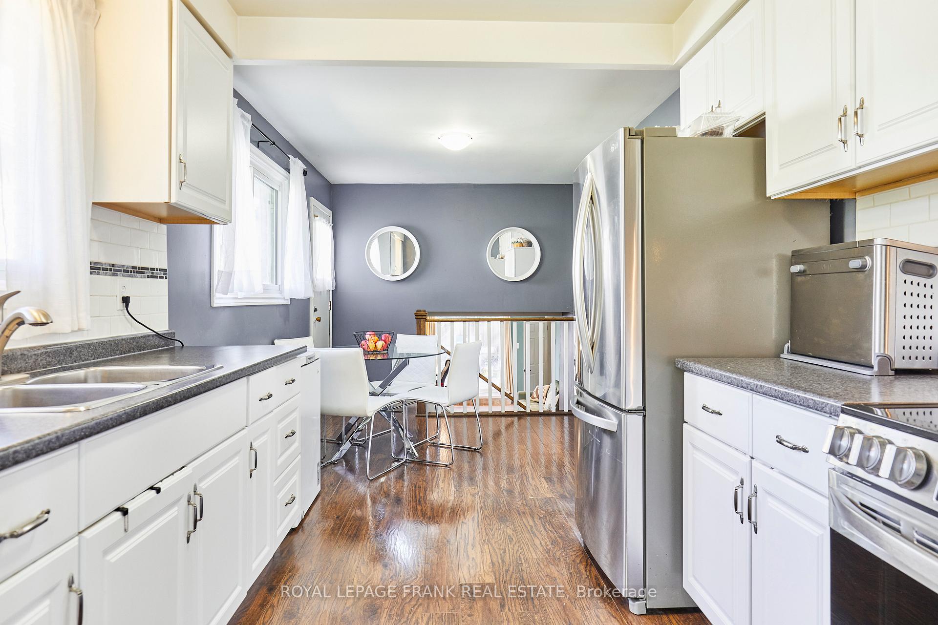 Photo 12 of 733 Clifton Drive, Oshawa, Centennial — HOMEH