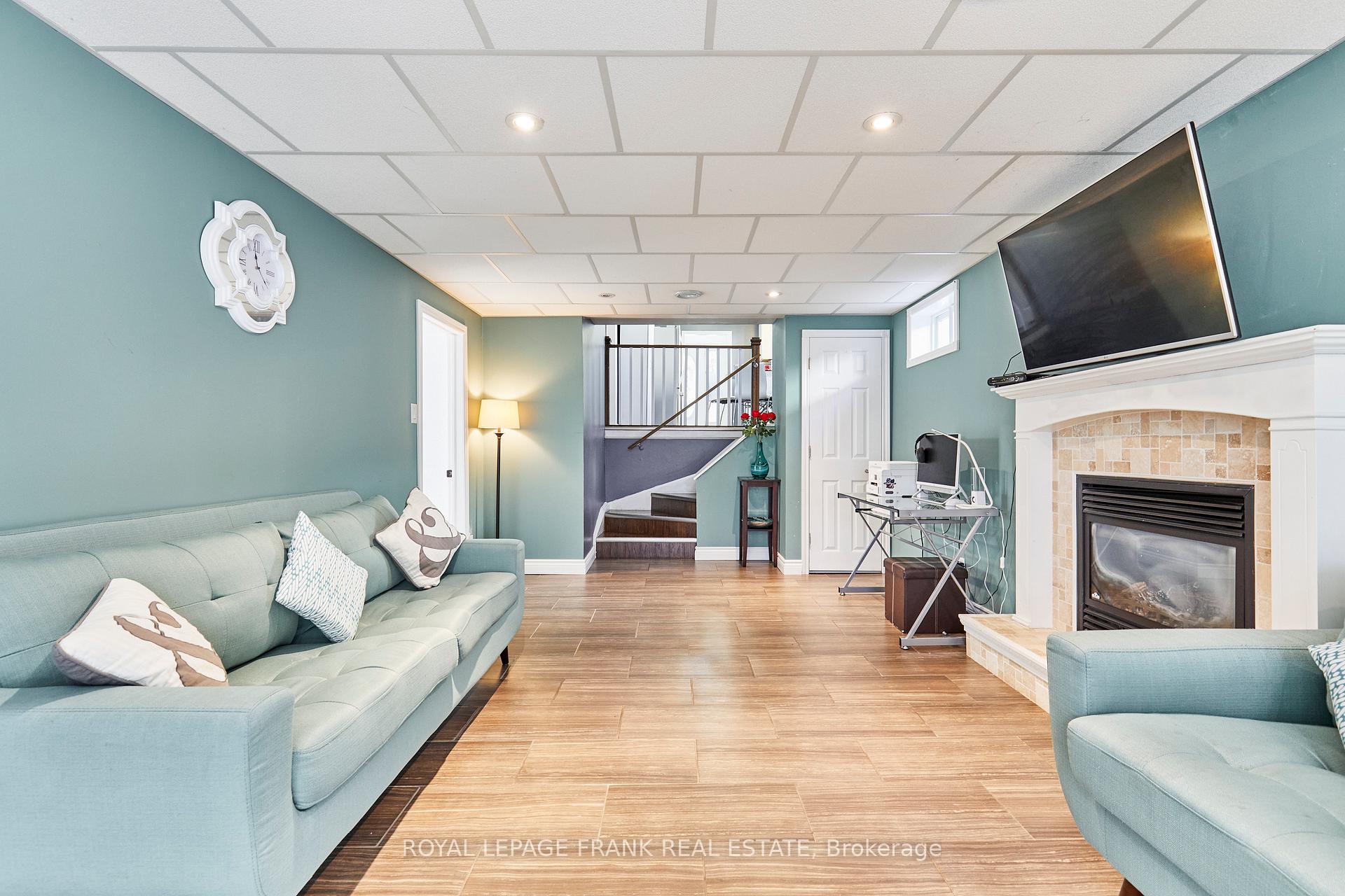 Photo 26 of 733 Clifton Drive, Oshawa, Centennial — HOMEH