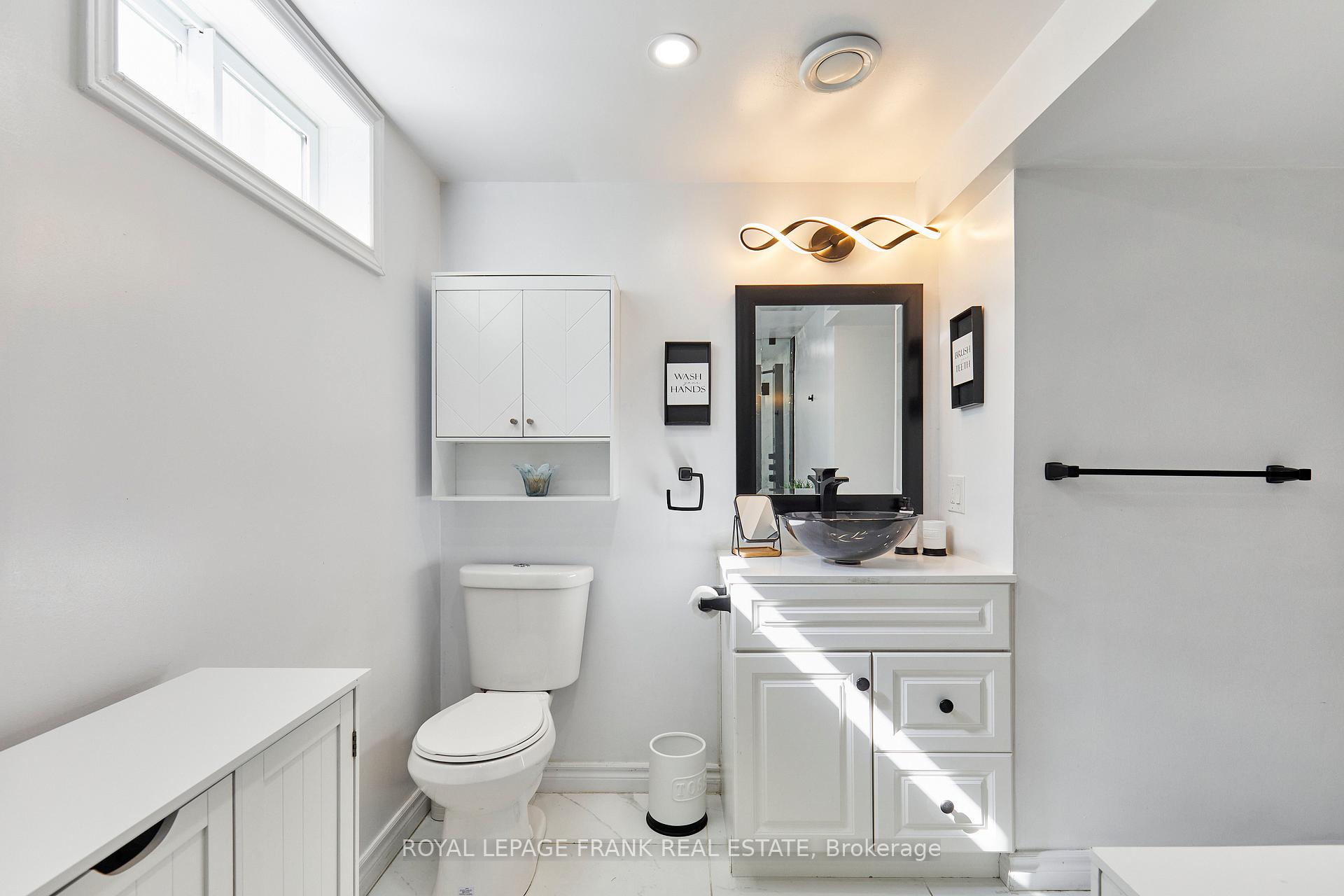 Photo 34 of 733 Clifton Drive, Oshawa, Centennial — HOMEH