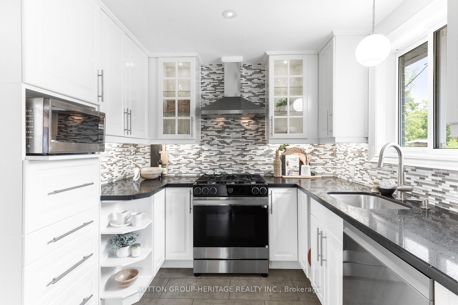 Photo 14 of 1406 Colmar Avenue, Pickering, Bay Ridges — HOMEH