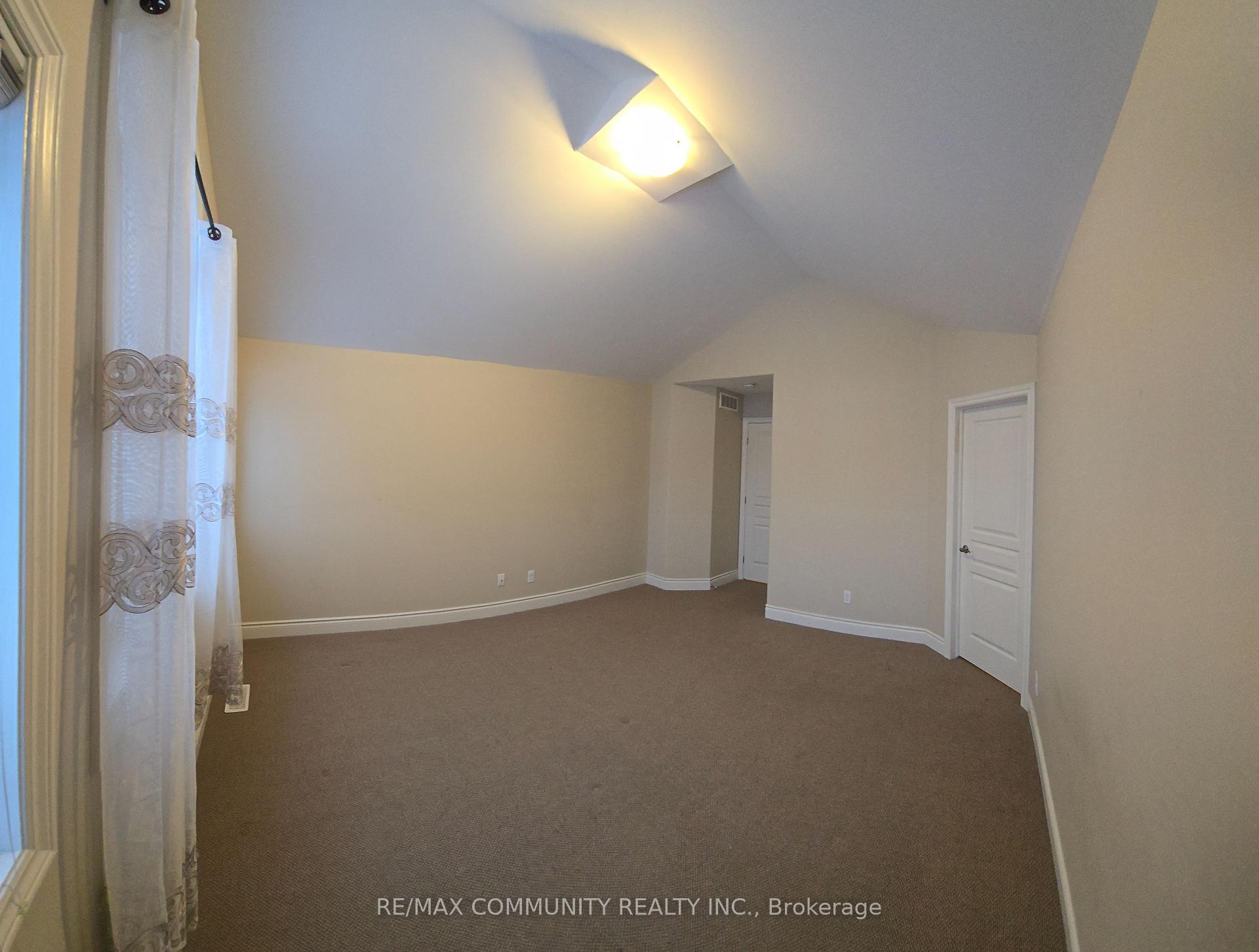 Photo 13 of 33 Stonecrest Boulevard, Quinte West, Sidney Ward — HOMEH