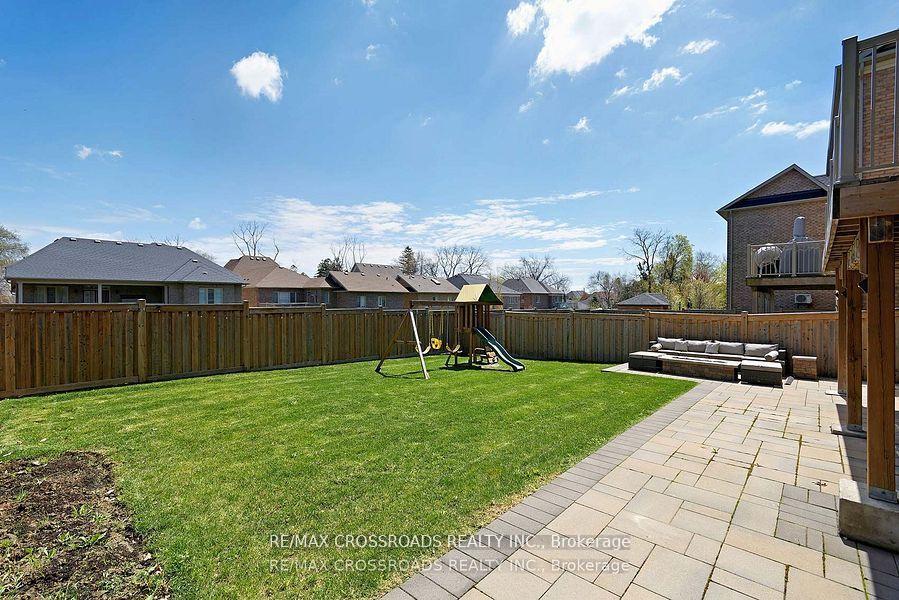 Photo 37 of 529 Cliffview Road, Pickering, West Shore — HOMEH