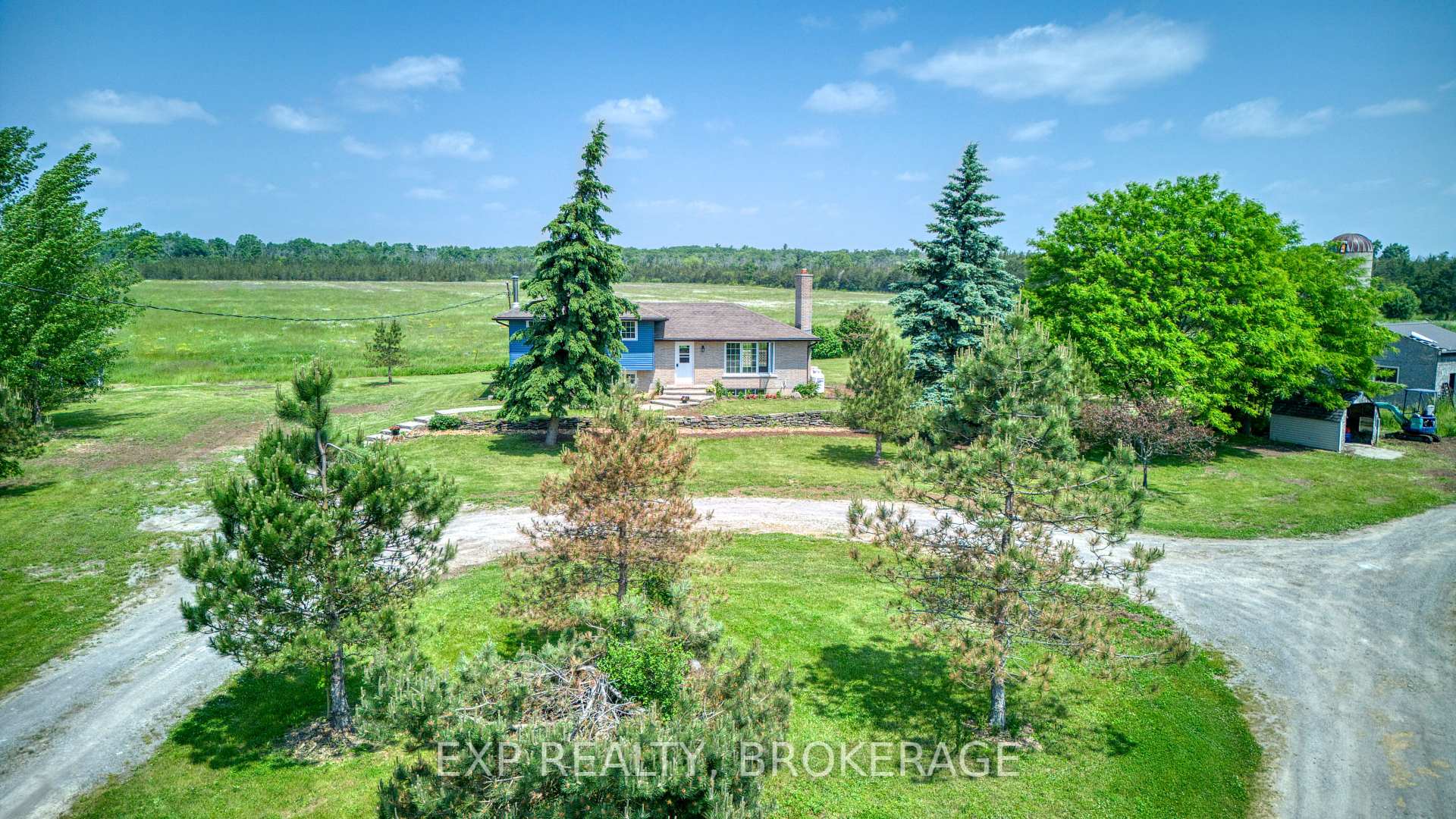 Photo 1 of 121 Ivy Ridge Road, Prince Edward County, Ameliasburg Ward — HOMEH