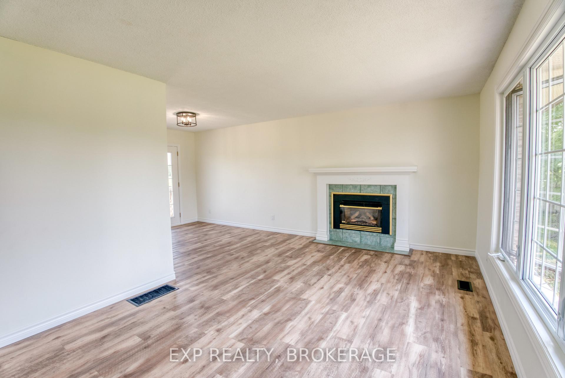 Photo 6 of 121 Ivy Ridge Road, Prince Edward County, Ameliasburg Ward — HOMEH