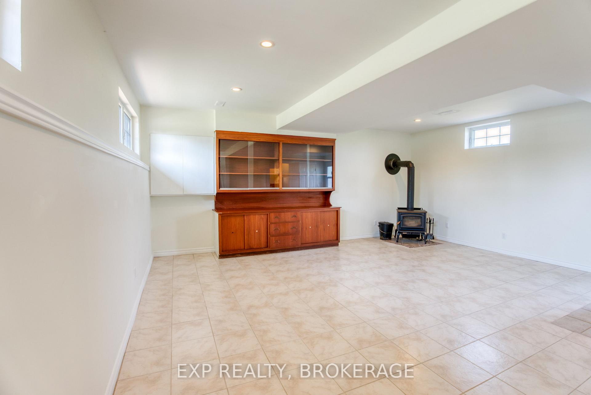 Photo 18 of 121 Ivy Ridge Road, Prince Edward County, Ameliasburg Ward — HOMEH