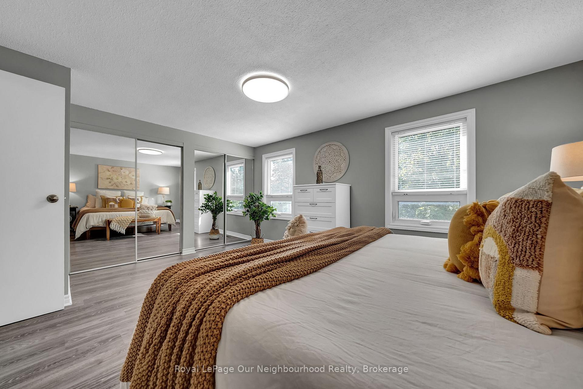 Photo 13 of 1307 Fenelon Crescent, Oshawa, Stevenson — HOMEH