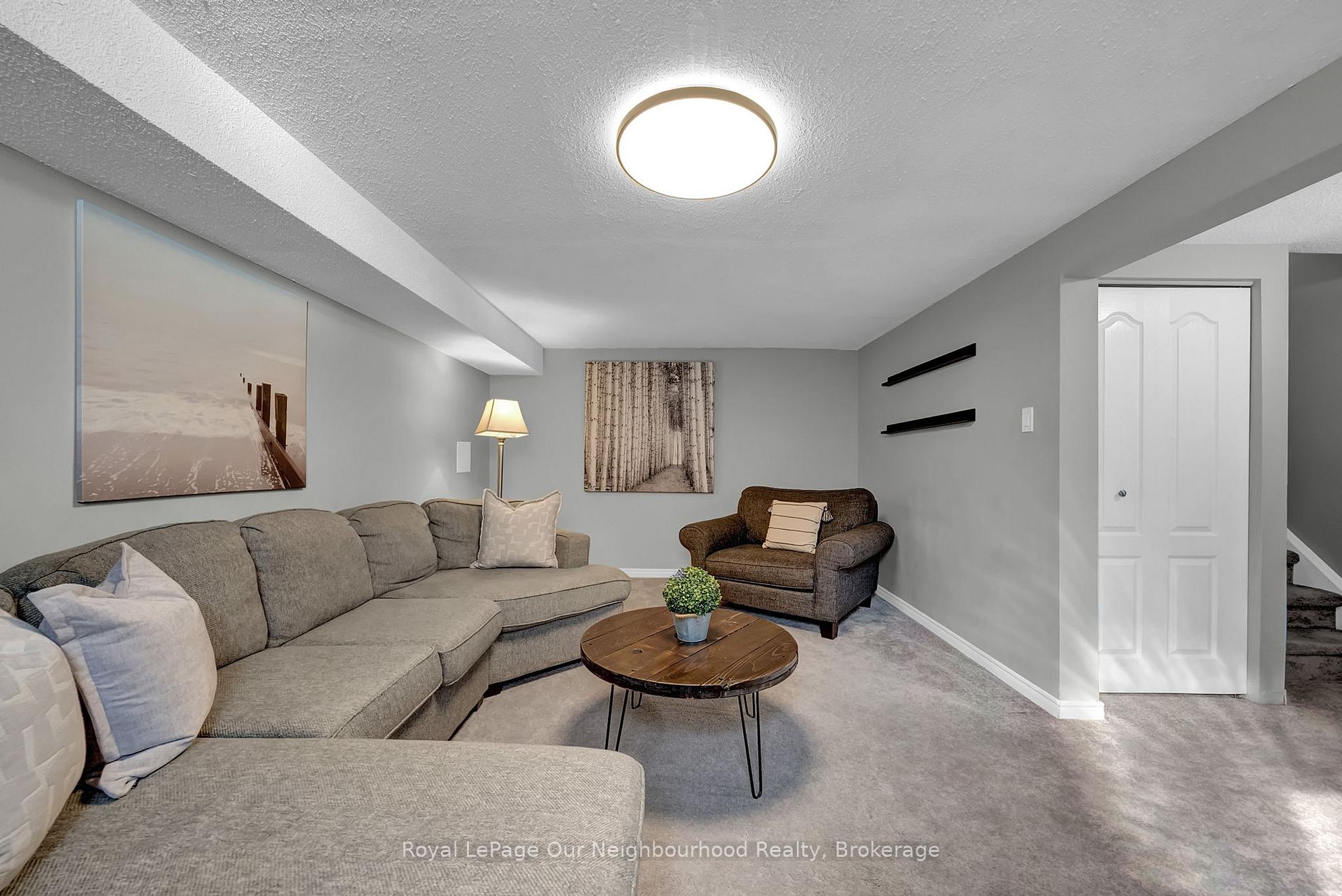 Photo 20 of 1307 Fenelon Crescent, Oshawa, Stevenson — HOMEH