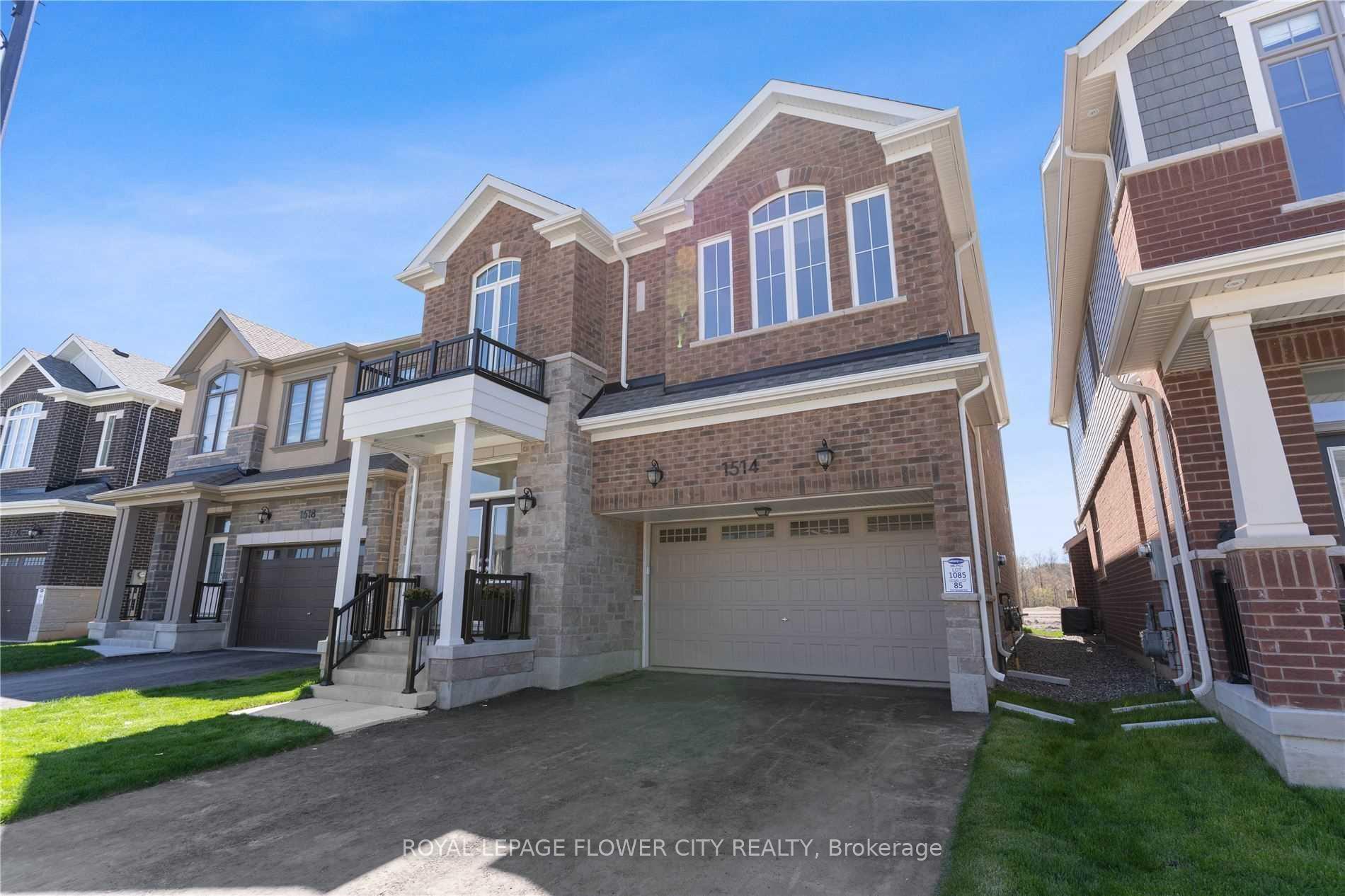 Photo 3 of 1514 Tamarack Point, Milton, Cobban — HOMEH
