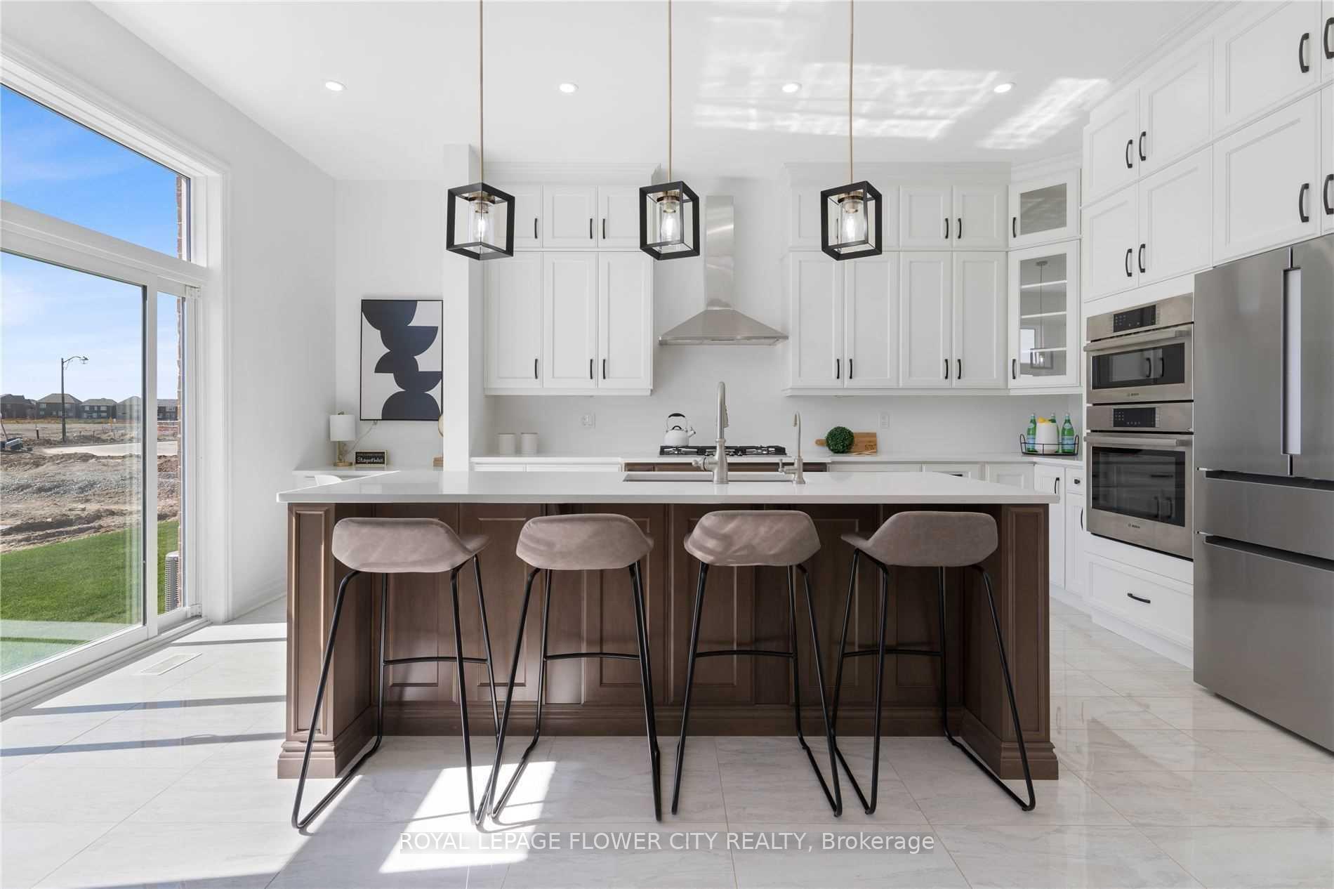 Photo 5 of 1514 Tamarack Point, Milton, Cobban — HOMEH