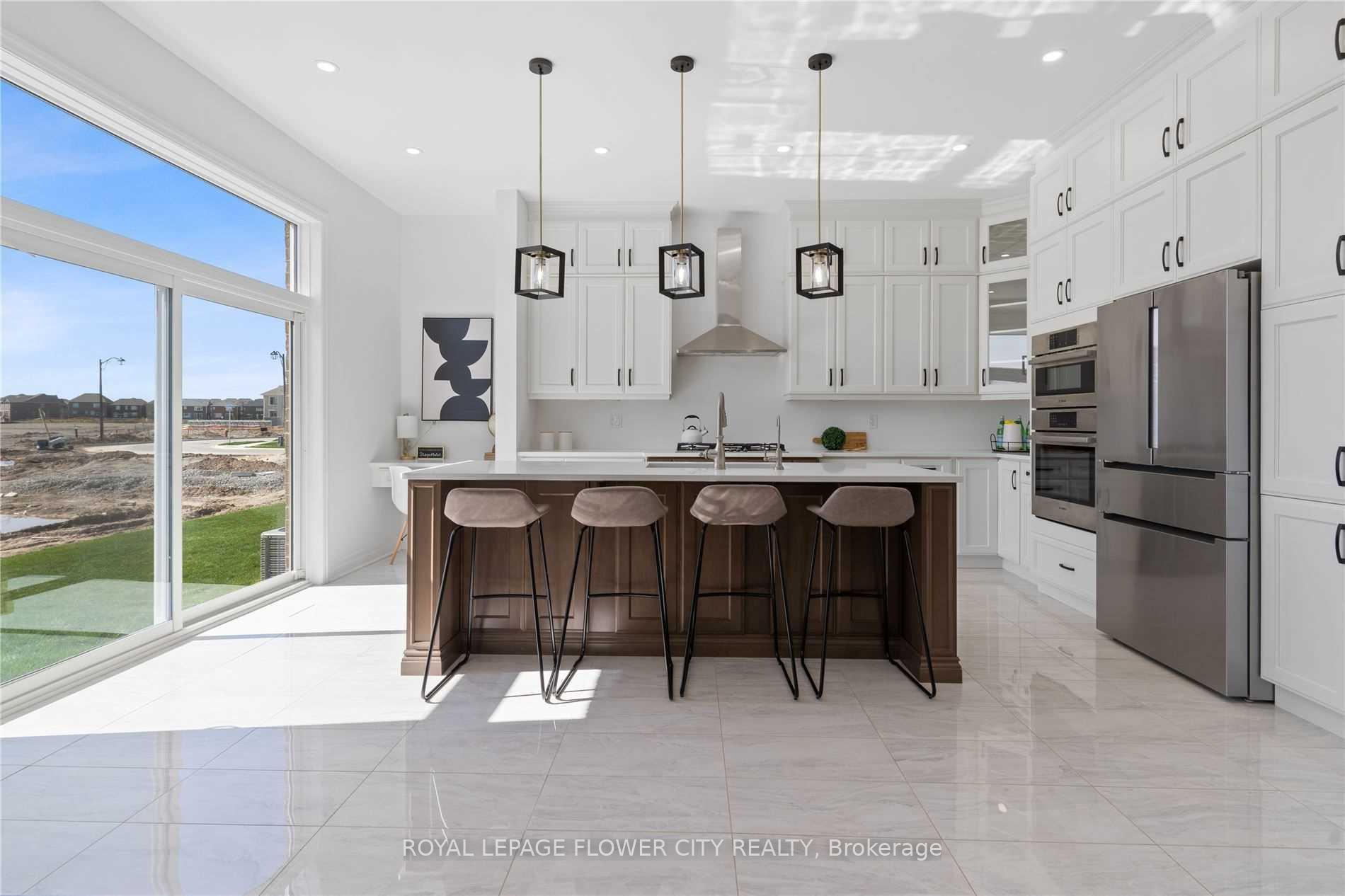 Photo 6 of 1514 Tamarack Point, Milton, Cobban — HOMEH