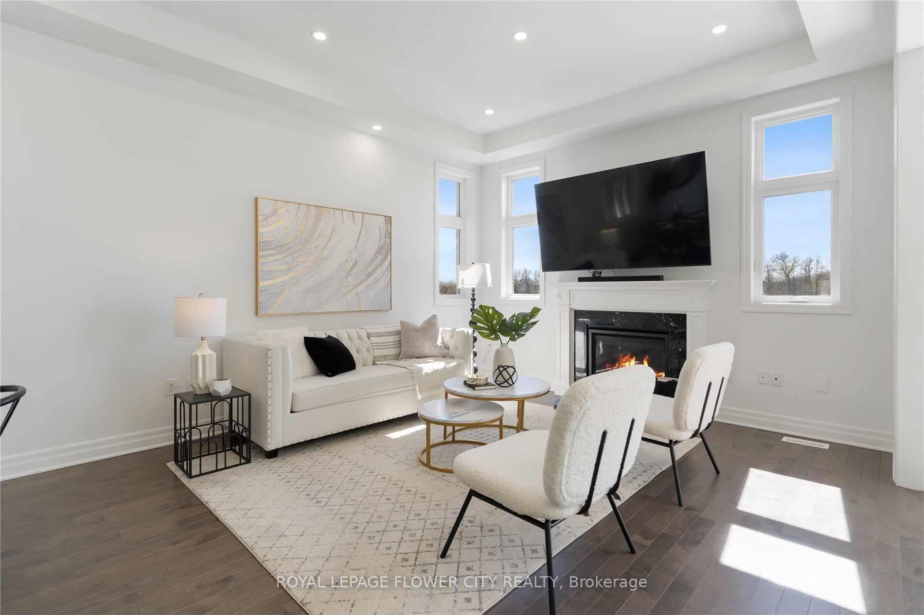 Photo 10 of 1514 Tamarack Point, Milton, Cobban — HOMEH