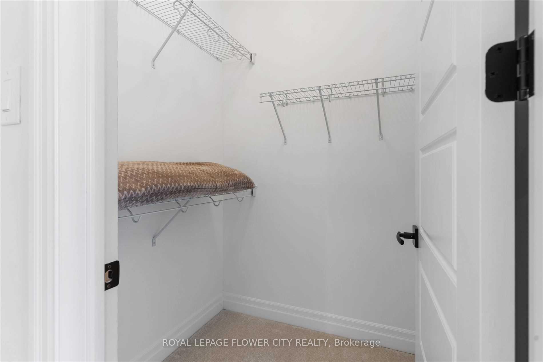 Photo 32 of 1514 Tamarack Point, Milton, Cobban — HOMEH