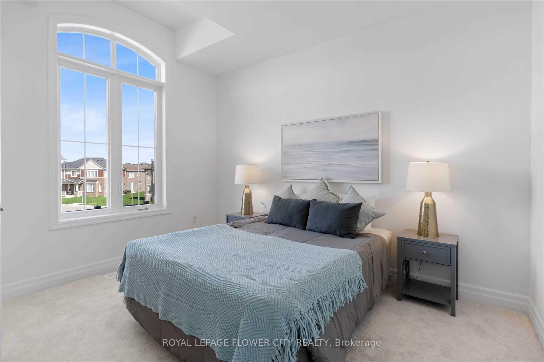 Photo 36 of 1514 Tamarack Point, Milton, Cobban — HOMEH