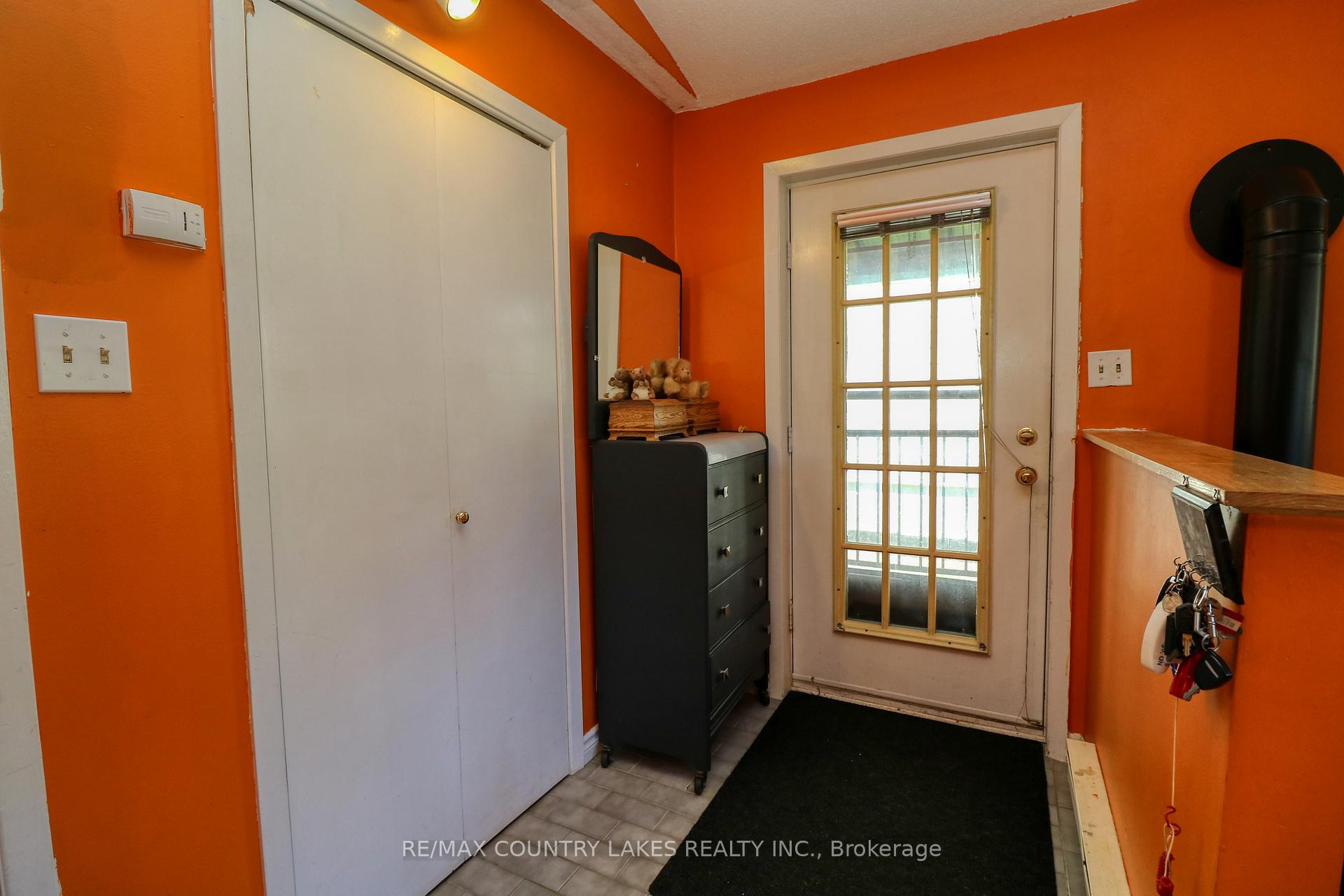 Photo 4 of 34 Simcoe Road, Ramara, Rural Ramara — HOMEH