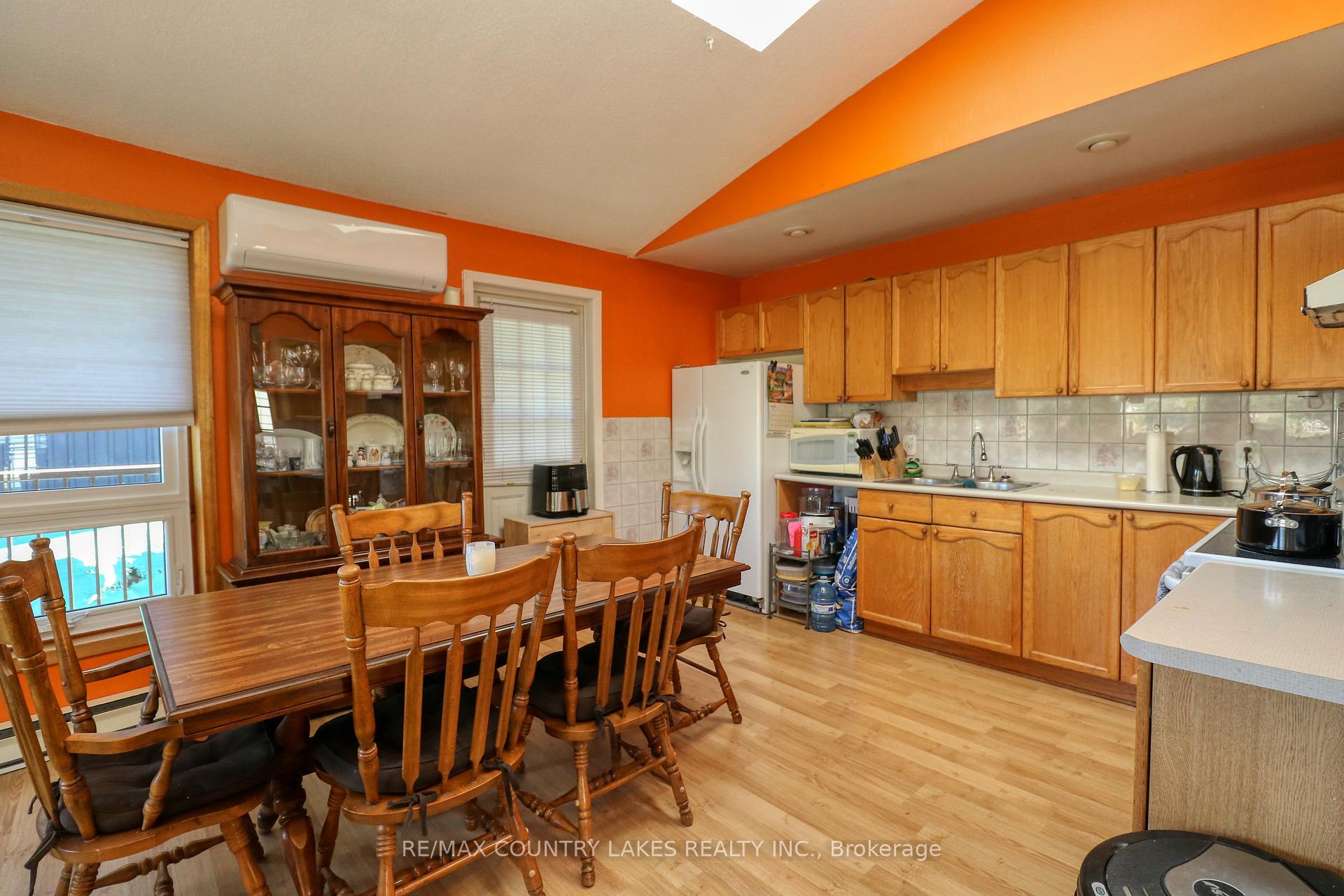 Photo 6 of 34 Simcoe Road, Ramara, Rural Ramara — HOMEH