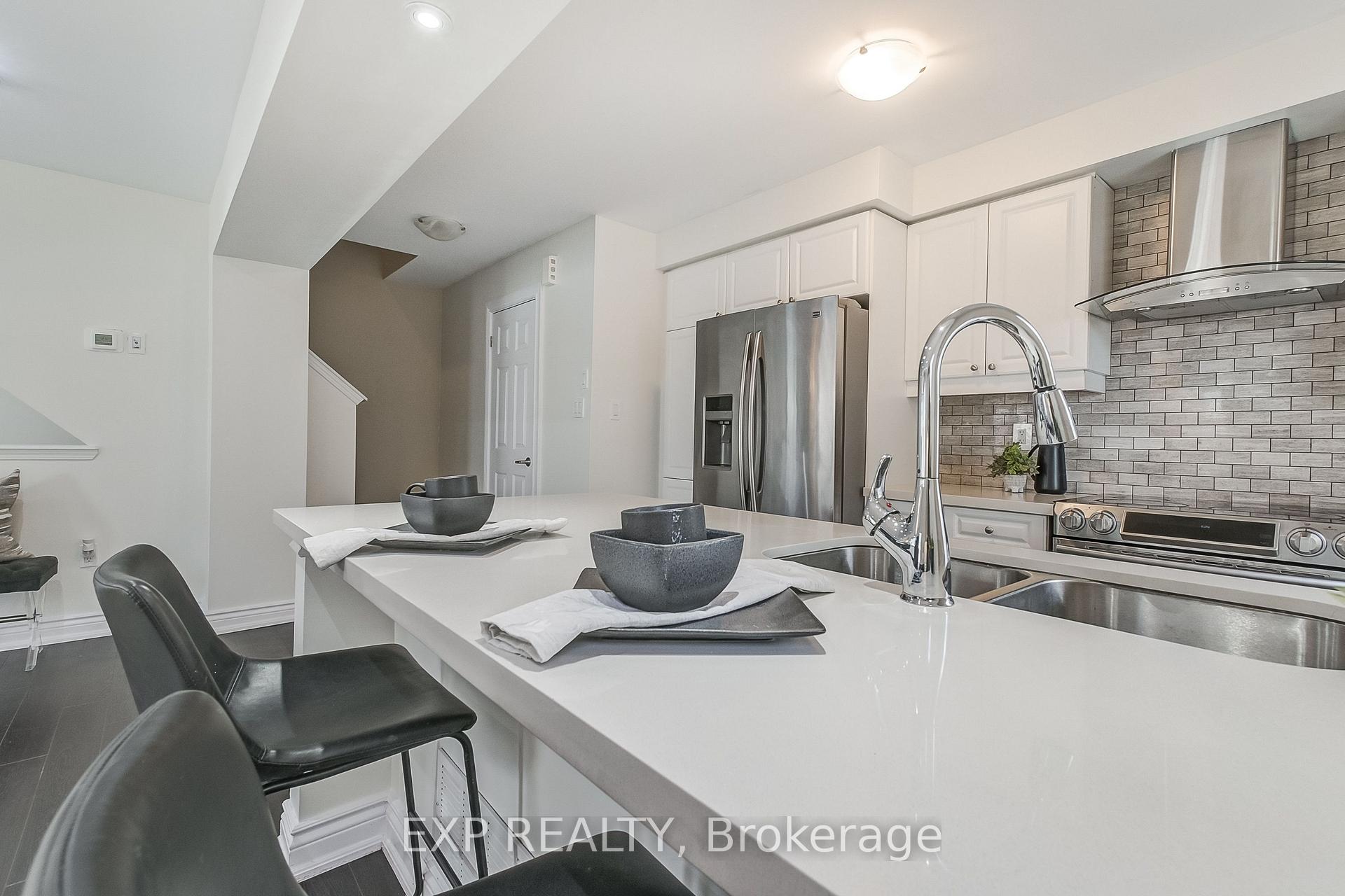 Photo 16 of 979 Nadalin Heights, Milton, Willmott — HOMEH
