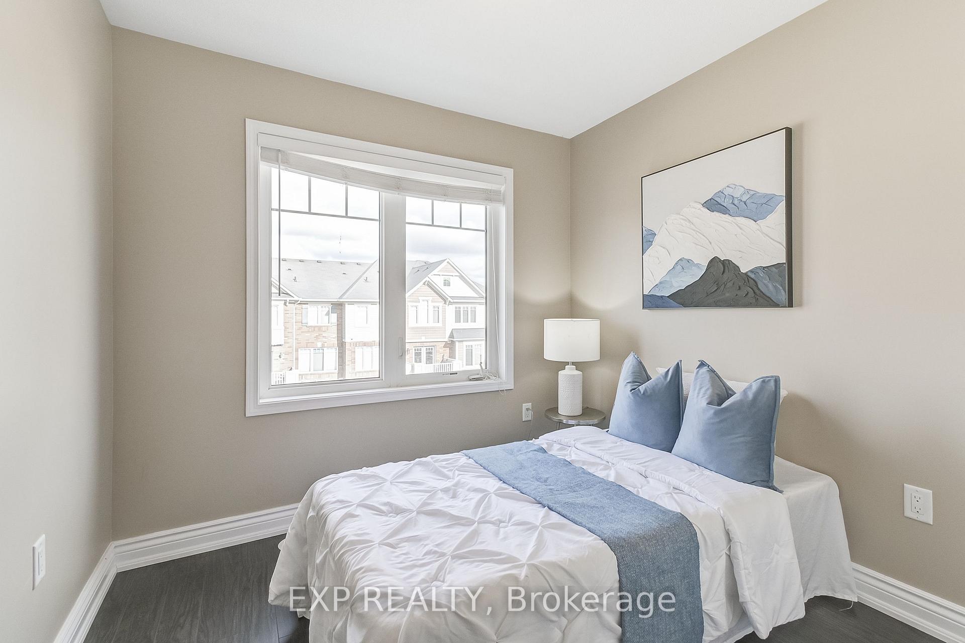 Photo 28 of 979 Nadalin Heights, Milton, Willmott — HOMEH