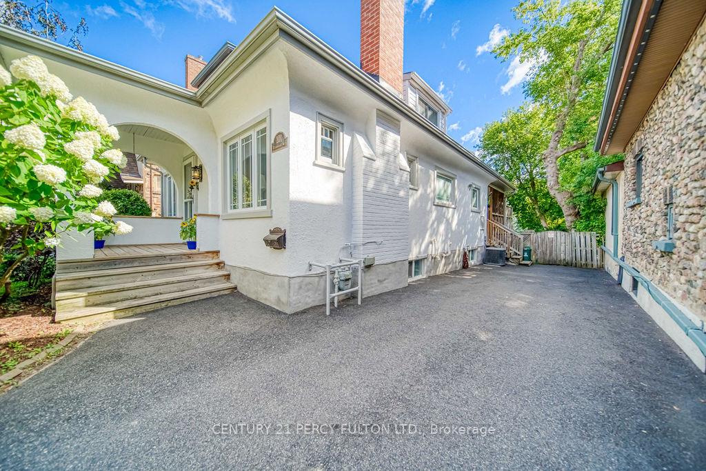 Photo 6 of 101 Roxborough Avenue, Oshawa, O'Neill — HOMEH