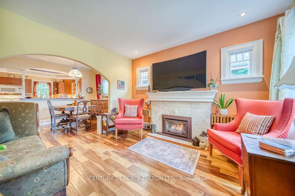 Photo 12 of 101 Roxborough Avenue, Oshawa, O'Neill — HOMEH