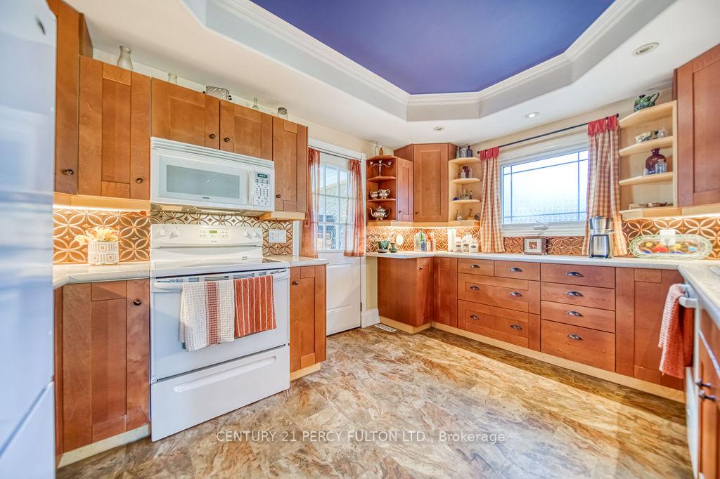 Photo 21 of 101 Roxborough Avenue, Oshawa, O'Neill — HOMEH