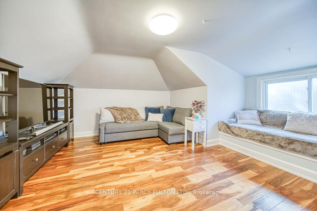 Photo 30 of 101 Roxborough Avenue, Oshawa, O'Neill — HOMEH