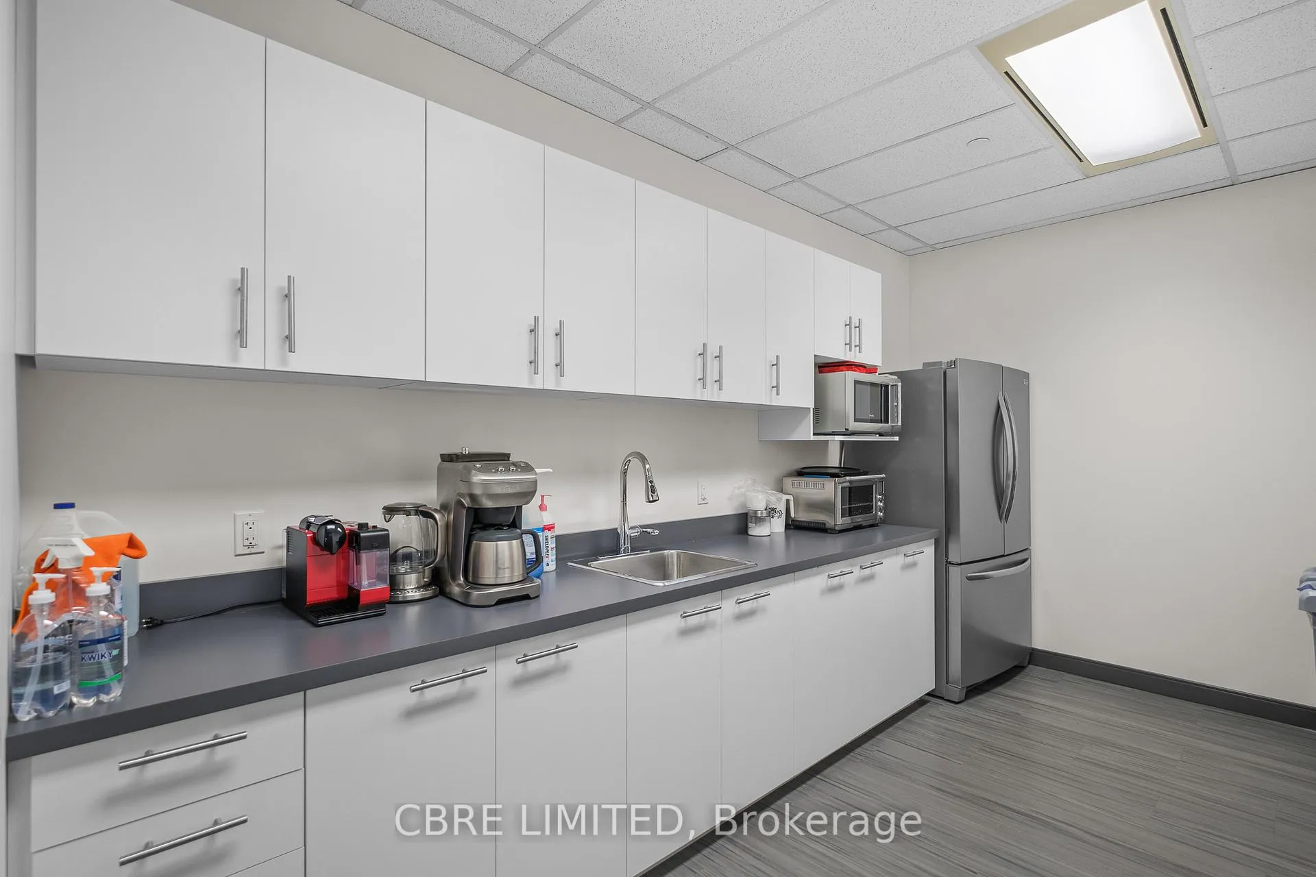 Photo 3 of Unit 404, 2170 Marine Dr, Mississauga, Meadowvale Business Park — HOMEH