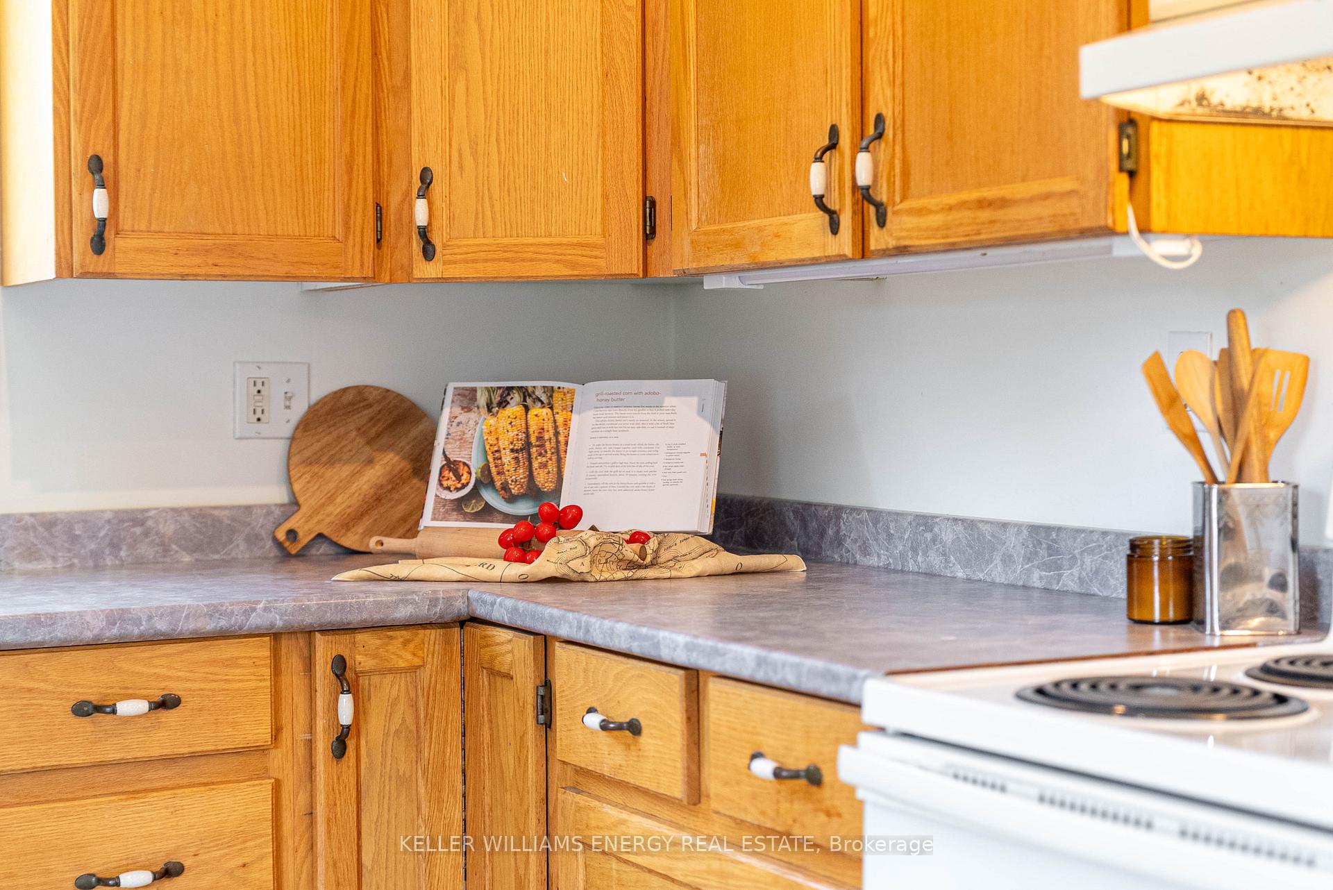 Photo 15 of 319 Second Avenue, Prince Edward County, Wellington Ward — HOMEH