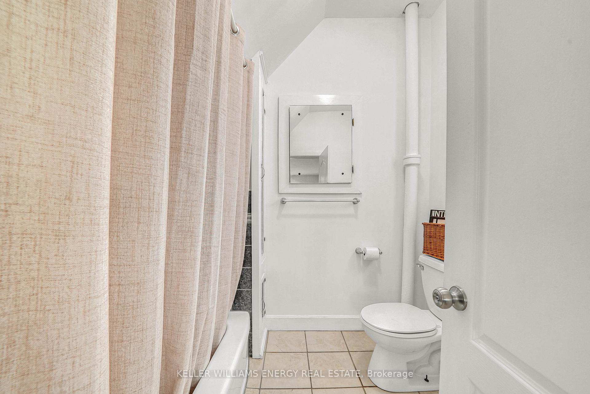 Photo 19 of 319 Second Avenue, Prince Edward County, Wellington Ward — HOMEH