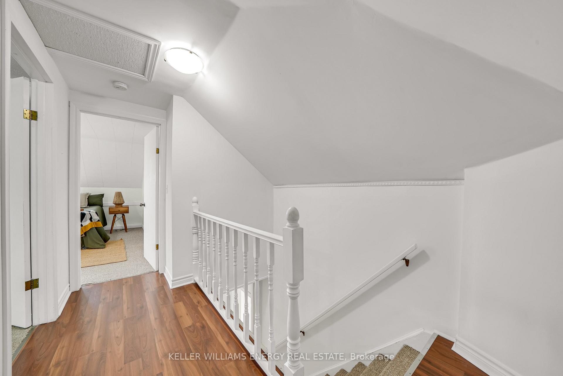Photo 20 of 319 Second Avenue, Prince Edward County, Wellington Ward — HOMEH