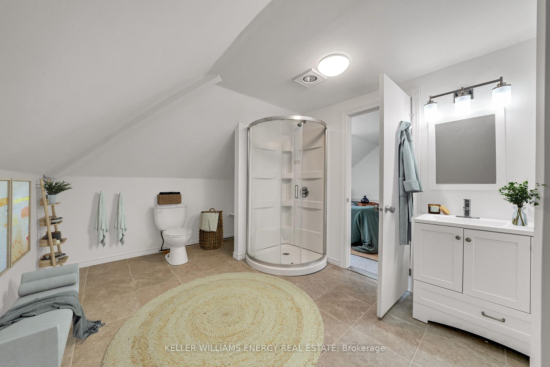 Photo 26 of 319 Second Avenue, Prince Edward County, Wellington Ward — HOMEH