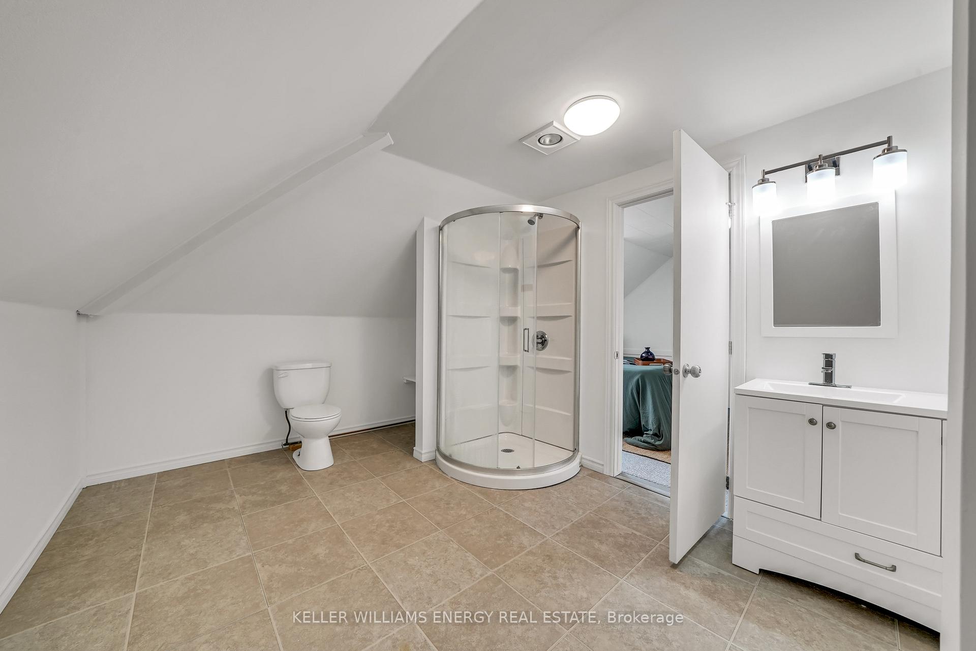 Photo 27 of 319 Second Avenue, Prince Edward County, Wellington Ward — HOMEH