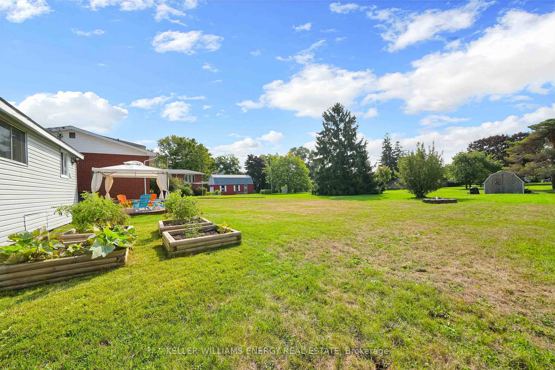 Photo 33 of 319 Second Avenue, Prince Edward County, Wellington Ward — HOMEH