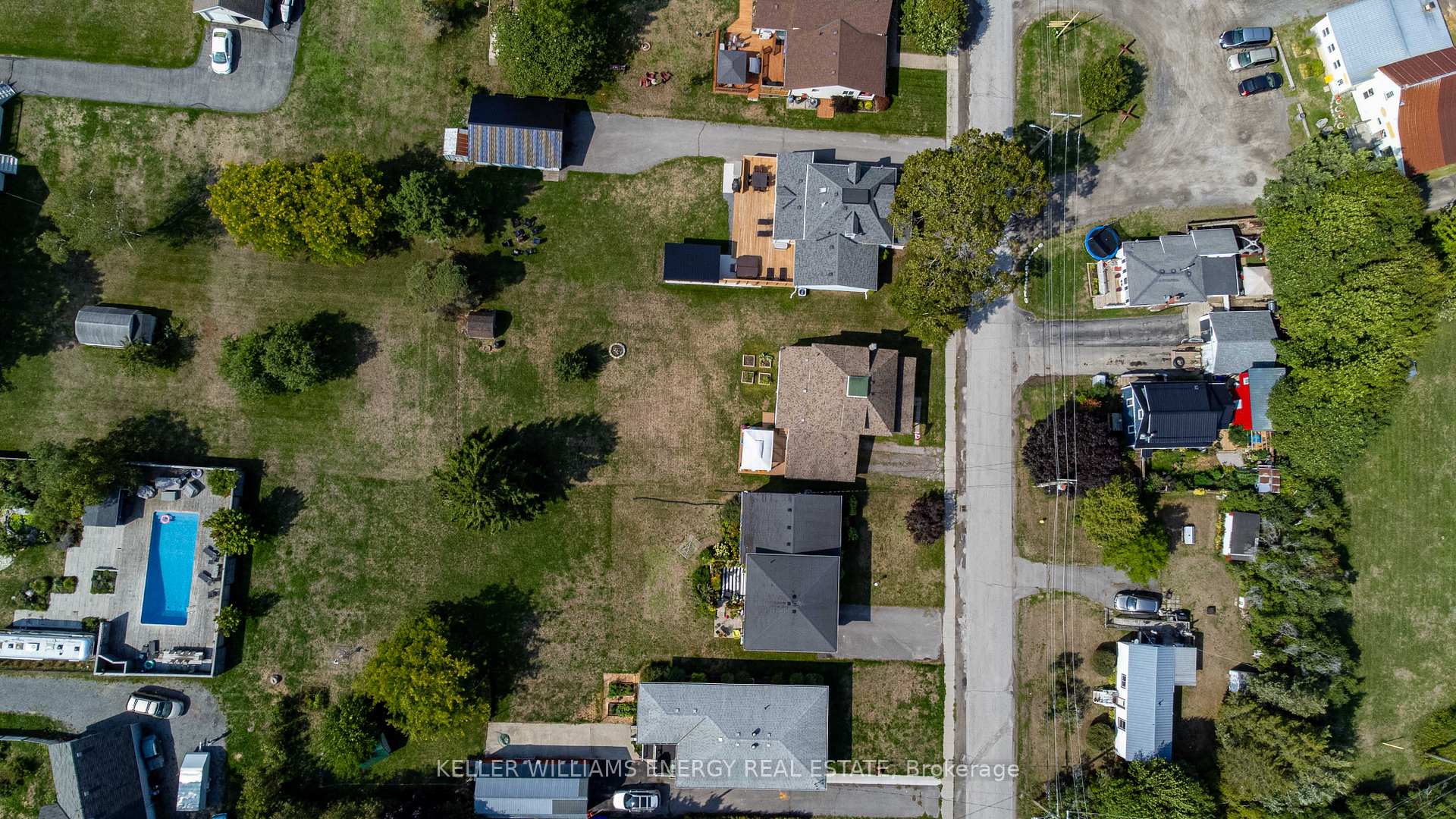 Photo 41 of 319 Second Avenue, Prince Edward County, Wellington Ward — HOMEH