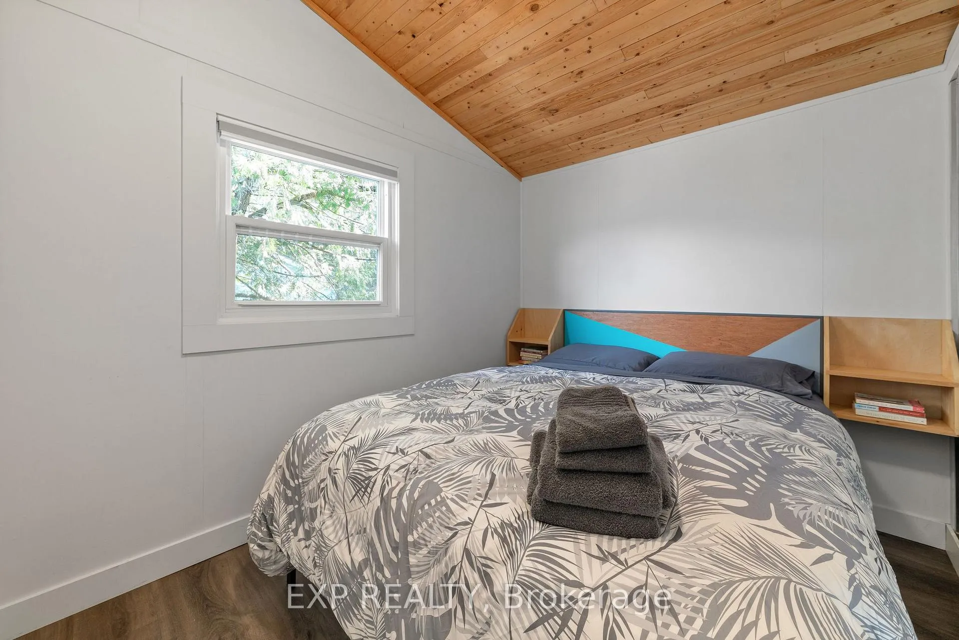 Photo 162 of 23 Pc Lane, Prince Edward County, North Marysburg Ward — HOMEH