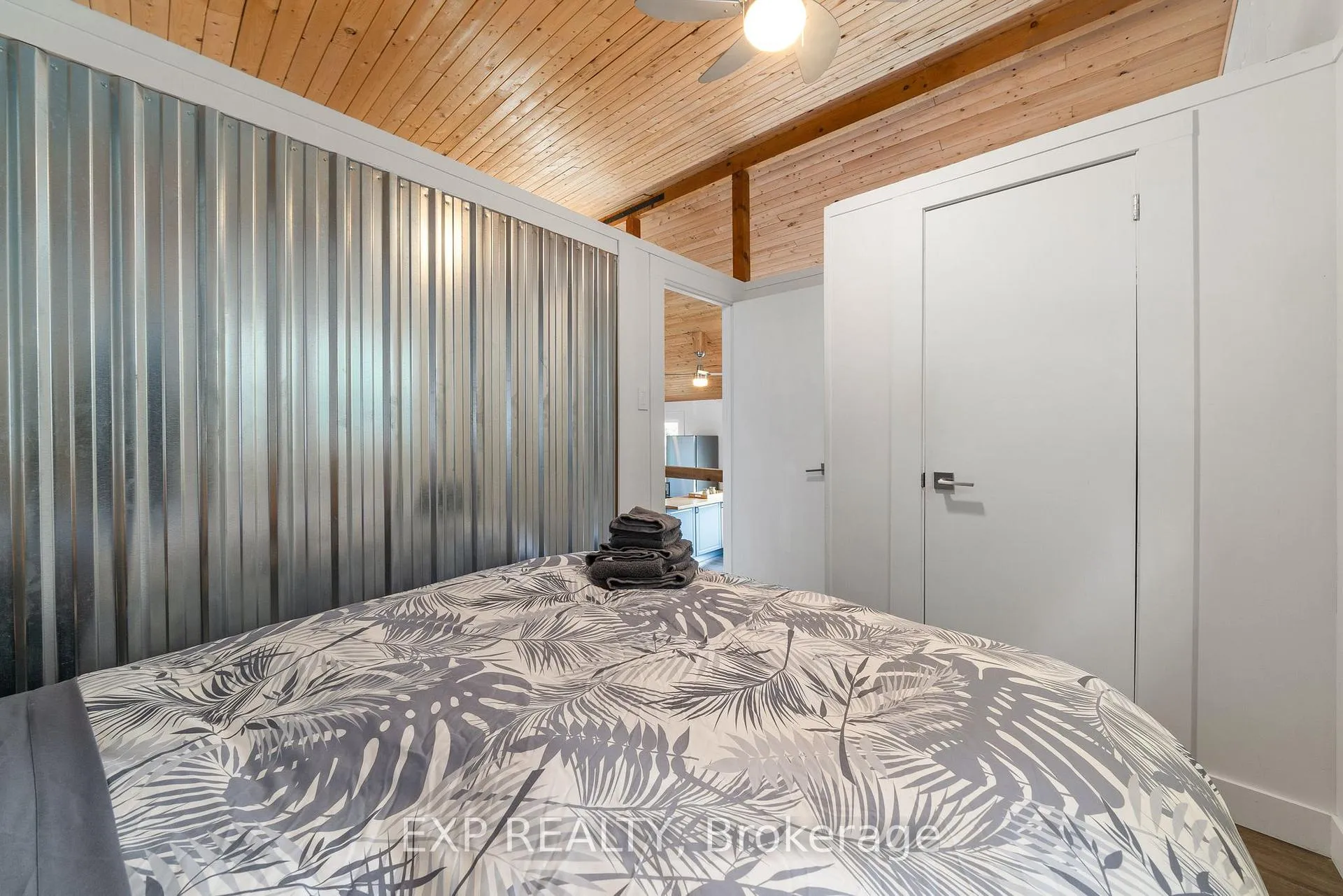 Photo 170 of 23 Pc Lane, Prince Edward County, North Marysburg Ward — HOMEH